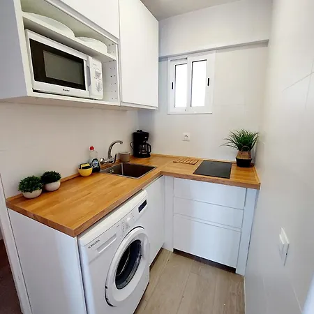 Moby Suits A * Benidorm